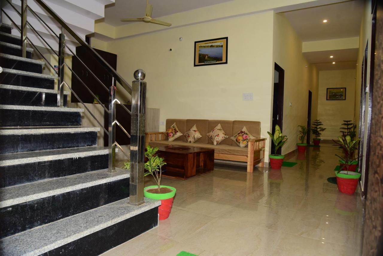 The Vantage Haveli ซาวาย มาโดปูร์ ภายนอก รูปภาพ