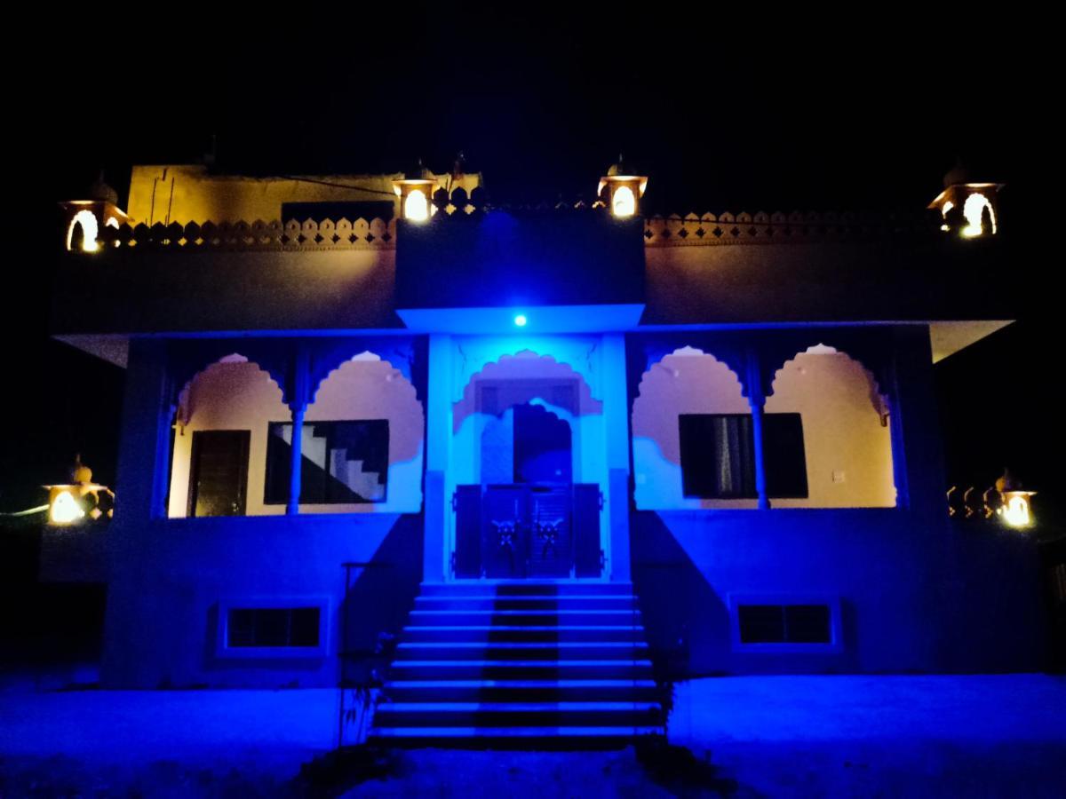 The Vantage Haveli ซาวาย มาโดปูร์ ภายนอก รูปภาพ